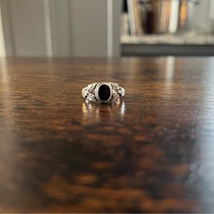 Sterling silver ring sz 6